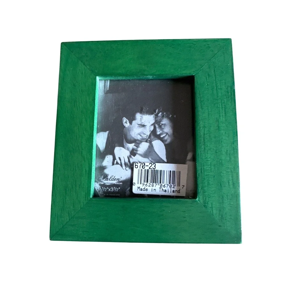 Malden International Designs Green Wood Picture Frame 2.5x3.5 Tabletop 670-23